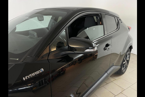 Toyota C-HR 1.8 Hybrid Business Intro AUTOMAAT AIRCO NAVI CRUISE BLUETOOTH 18 INCH VELGEN TREKHAAK PRIVACYGLAS ZEER NETTE AUTO