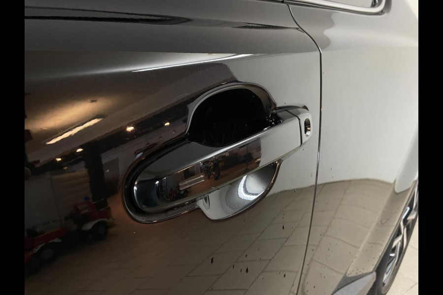 Toyota C-HR 1.8 Hybrid Business Intro AUTOMAAT AIRCO NAVI CRUISE BLUETOOTH 18 INCH VELGEN TREKHAAK PRIVACYGLAS ZEER NETTE AUTO