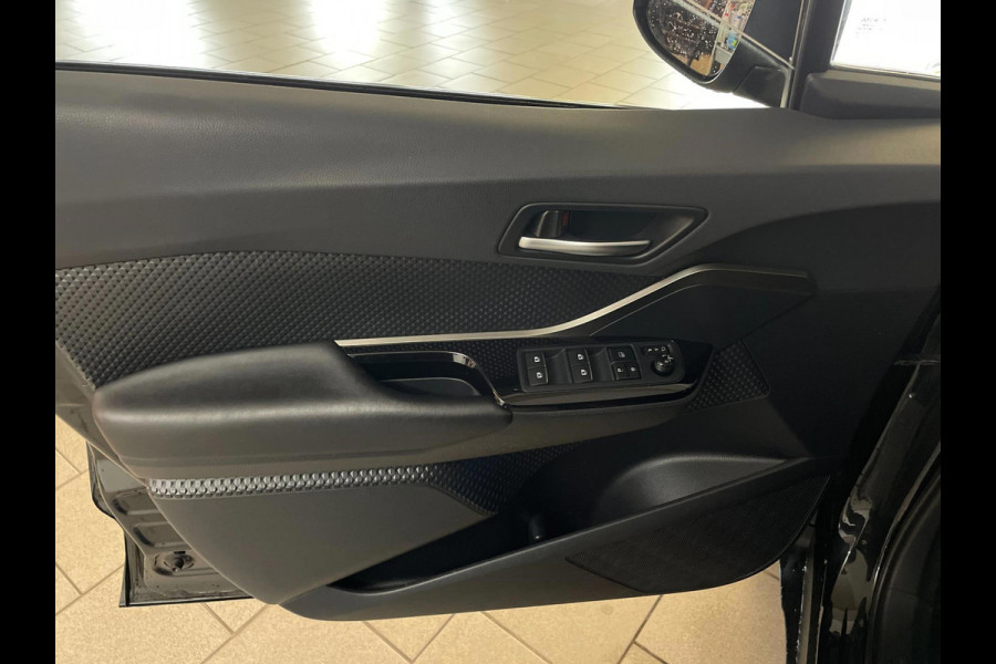 Toyota C-HR 1.8 Hybrid Business Intro AUTOMAAT AIRCO NAVI CRUISE BLUETOOTH 18 INCH VELGEN TREKHAAK PRIVACYGLAS ZEER NETTE AUTO