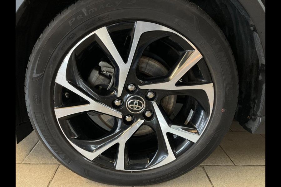 Toyota C-HR 1.8 Hybrid Business Intro AUTOMAAT AIRCO NAVI CRUISE BLUETOOTH 18 INCH VELGEN TREKHAAK PRIVACYGLAS ZEER NETTE AUTO