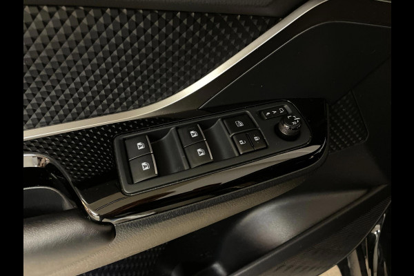 Toyota C-HR 1.8 Hybrid Business Intro AUTOMAAT AIRCO NAVI CRUISE BLUETOOTH 18 INCH VELGEN TREKHAAK PRIVACYGLAS ZEER NETTE AUTO