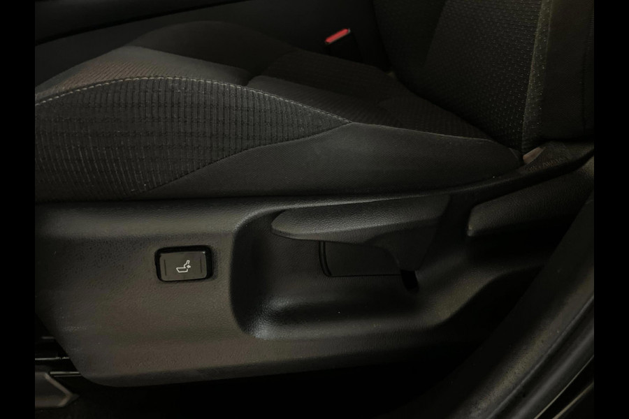 Toyota C-HR 1.8 Hybrid Business Intro AUTOMAAT AIRCO NAVI CRUISE BLUETOOTH 18 INCH VELGEN TREKHAAK PRIVACYGLAS ZEER NETTE AUTO