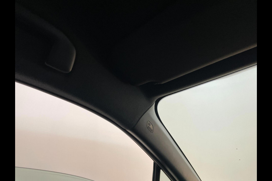 Toyota C-HR 1.8 Hybrid Business Intro AUTOMAAT AIRCO NAVI CRUISE BLUETOOTH 18 INCH VELGEN TREKHAAK PRIVACYGLAS ZEER NETTE AUTO