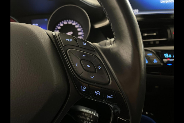 Toyota C-HR 1.8 Hybrid Business Intro AUTOMAAT AIRCO NAVI CRUISE BLUETOOTH 18 INCH VELGEN TREKHAAK PRIVACYGLAS ZEER NETTE AUTO