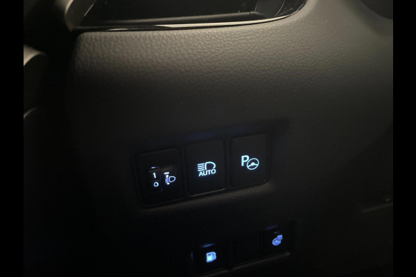 Toyota C-HR 1.8 Hybrid Business Intro AUTOMAAT AIRCO NAVI CRUISE BLUETOOTH 18 INCH VELGEN TREKHAAK PRIVACYGLAS ZEER NETTE AUTO