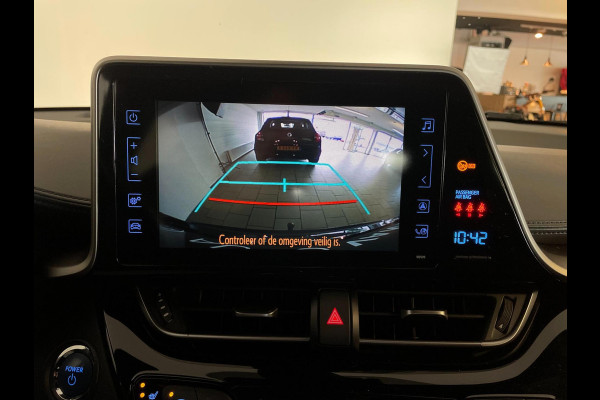 Toyota C-HR 1.8 Hybrid Business Intro AUTOMAAT AIRCO NAVI CRUISE BLUETOOTH 18 INCH VELGEN TREKHAAK PRIVACYGLAS ZEER NETTE AUTO