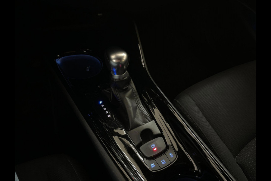 Toyota C-HR 1.8 Hybrid Business Intro AUTOMAAT AIRCO NAVI CRUISE BLUETOOTH 18 INCH VELGEN TREKHAAK PRIVACYGLAS ZEER NETTE AUTO