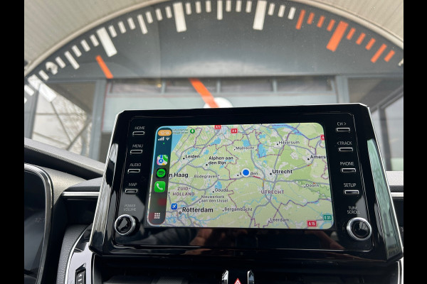 Toyota Corolla Touring Sports 1.8 Hybrid Business Plus Trekh. Apple Carplay Digi Dash Rijklaarprijs!