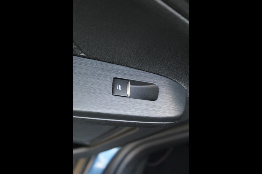 Ford Kuga 2.5 PHEV ST-Line X Winter Pack, Cruise Contol, Climate Control, Camera