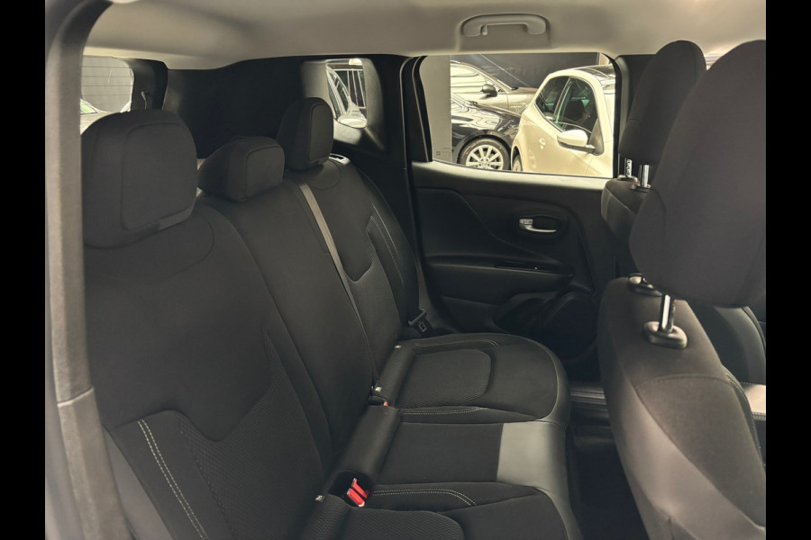 Jeep Renegade 1.0T-e Limited / Navigatie