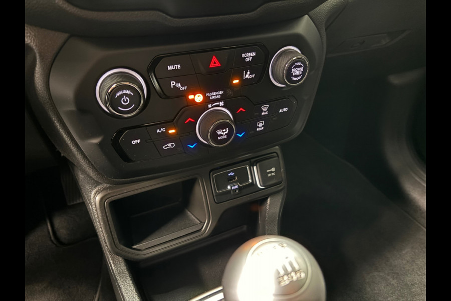 Jeep Renegade 1.0T-e Limited / Navigatie