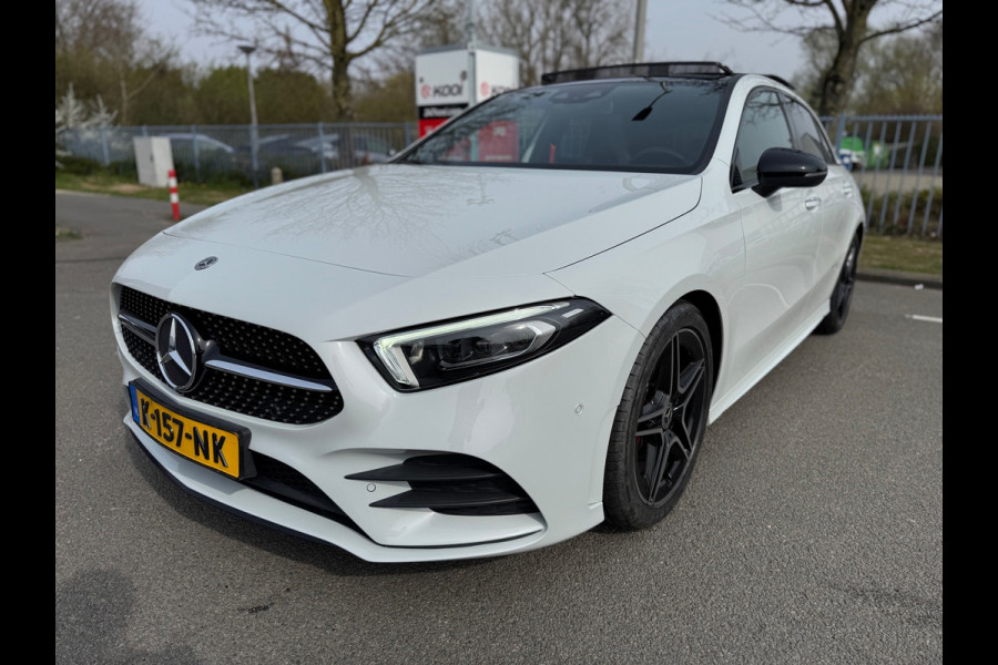 Mercedes-Benz A-Klasse 180 AMG 2021 Panorama Sfeerver. Memory
