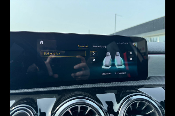 Mercedes-Benz A-Klasse 180 AMG 2021 Panorama Sfeerver. Memory