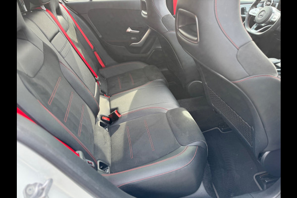 Mercedes-Benz A-Klasse 180 AMG 2021 Panorama Sfeerver. Memory