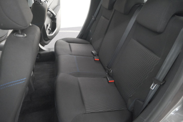 Peugeot 208 PureTech 82 Signature | Apple Carplay | Parkeersensoren | Navigatie | Airco