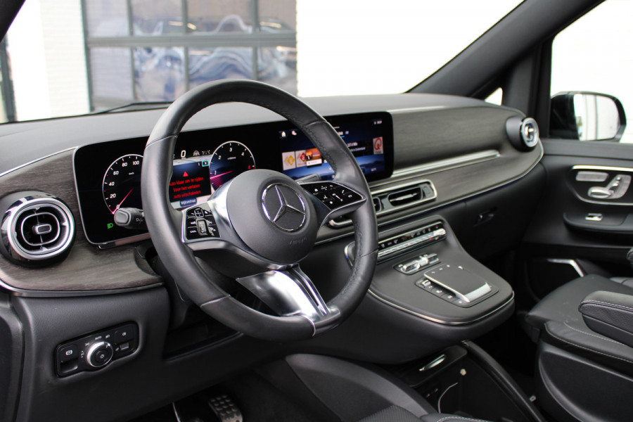 Mercedes-Benz V-Klasse 300d / DC / AMG / 4-Matic / Panorama / Elec Stoelen / 360 Cam / Burmester / Vol Opties / NIEUWSTAAT