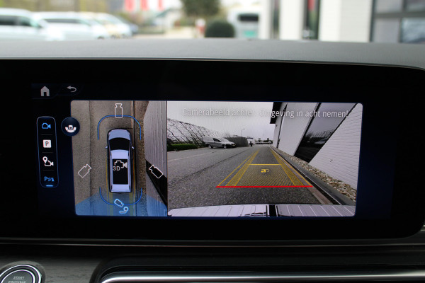 Mercedes-Benz V-Klasse 300d / DC / AMG / 4-Matic / Panorama / Elec Stoelen / 360 Cam / Burmester / Vol Opties / NIEUWSTAAT