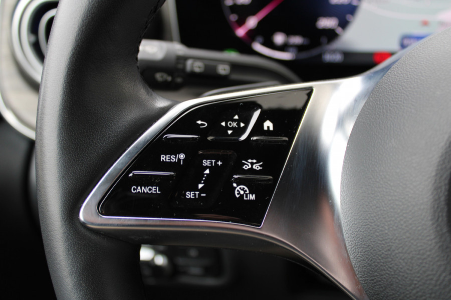 Mercedes-Benz V-Klasse 300d / DC / AMG / 4-Matic / Panorama / Elec Stoelen / 360 Cam / Burmester / Vol Opties / NIEUWSTAAT