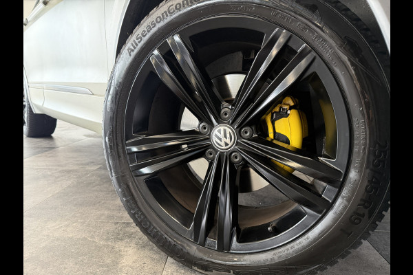 Volkswagen Tiguan 1.5 TSI ACT Highline Bns R-Line Trekhaak Unieke-Wrap Adaptive-Cruise