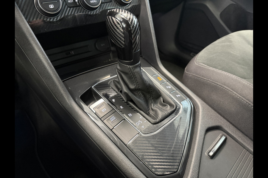 Volkswagen Tiguan 1.5 TSI ACT Highline Bns R-Line Trekhaak Unieke-Wrap Adaptive-Cruise