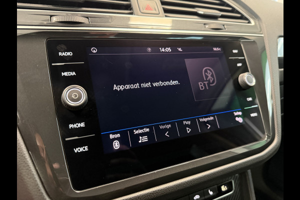 Volkswagen Tiguan 1.5 TSI ACT Highline Bns R-Line Trekhaak Unieke-Wrap Adaptive-Cruise