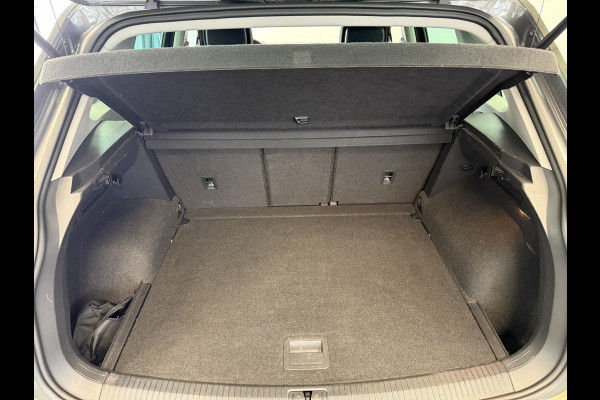 Volkswagen Tiguan 1.5 TSI ACT Highline Bns R-Line Trekhaak Unieke-Wrap Adaptive-Cruise