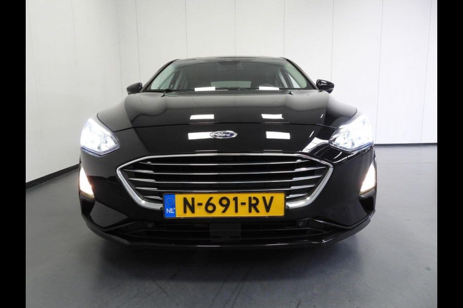 Ford Focus 1.0 EcoBoost Titanium X Business NAVI/CAMERA/LED/VIRTUAL/16"LMV!