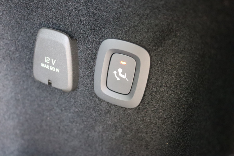 Volvo V60 2.0 T6 Recharge 340PK AWD R-Design Elektr.-trekhaak/Pano-dak/Winter-pack/Memory-stoel/Camera