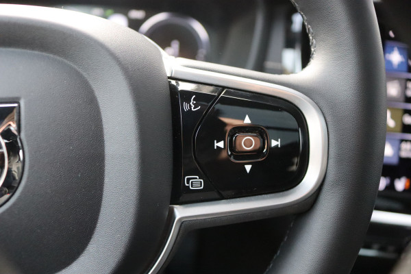 Volvo V60 2.0 T6 Recharge 340PK AWD R-Design Elektr.-trekhaak/Pano-dak/Winter-pack/Memory-stoel/Camera