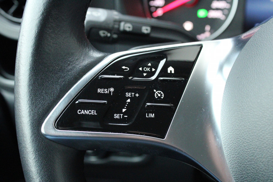 Mercedes-Benz Vito 119 CDI / Aut / Lang / DC / 2x Schuifdeur / Leer / Led / Camera / Vol Opties / NIEUWSTAAT