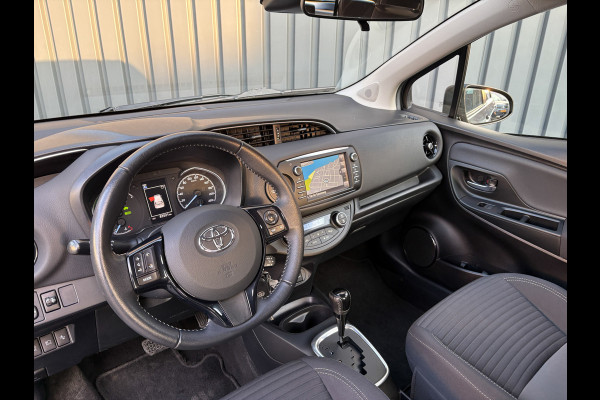 Toyota Yaris 1.5 Hybrid Team D | Stoelverw. | Trekhaak afn. | Lane Assist Prijs Rijklaar!!