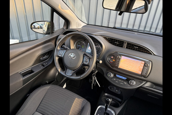 Toyota Yaris 1.5 Hybrid Team D | Stoelverw. | Trekhaak afn. | Lane Assist Prijs Rijklaar!!