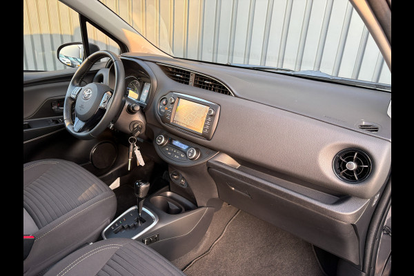 Toyota Yaris 1.5 Hybrid Team D | Stoelverw. | Trekhaak afn. | Lane Assist Prijs Rijklaar!!