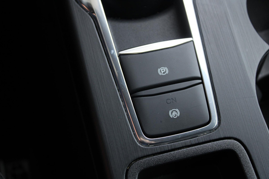 Ford Kuga 2.5 PHEV ST-Line X | Winterpack | AGR Stoelen | Electrische Achterklep | B & O Sound