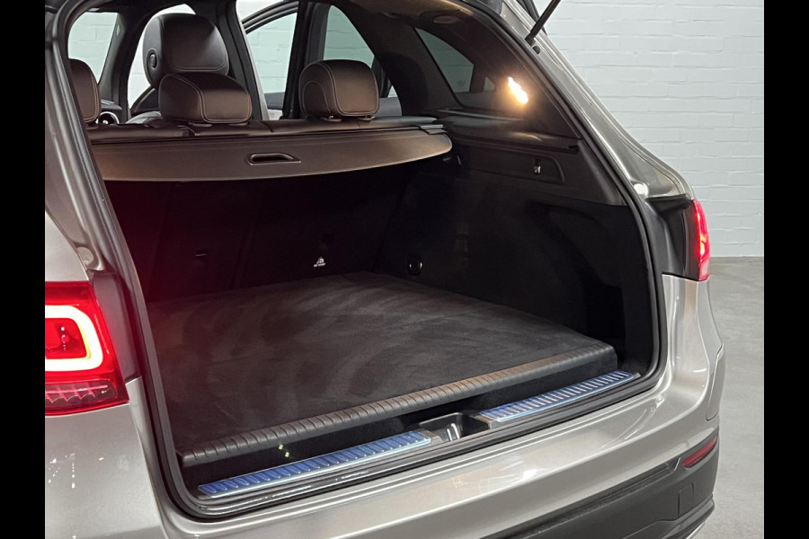Mercedes-Benz GLC 300e 4MATIC AMG | Trekhaak | Open dak | Camera | Stoelverwarming | Memory | Cruise control | Carplay