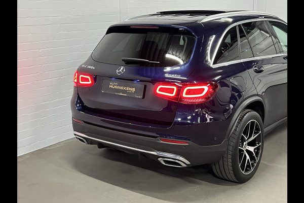 Mercedes-Benz GLC GLC 300e 4MATIC AMG Trekhaak | Adapt. cruise | Open dak | Achteruitrij camera | Stoelverwarming | Carplay | Bliss