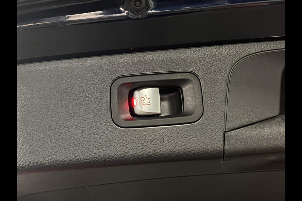 Mercedes-Benz GLC GLC 300e 4MATIC AMG Trekhaak | Adapt. cruise | Open dak | Achteruitrij camera | Stoelverwarming | Carplay | Bliss