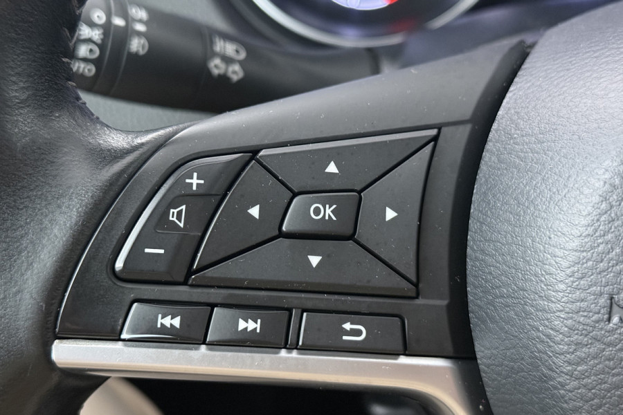 Nissan QASHQAI 1.2 Tekna + (STOELVERWARMING, CAMERA, ELEKTR STOELEN, TREKHAAK, PARKEERSENSOREN, LANE-ASSSIST)