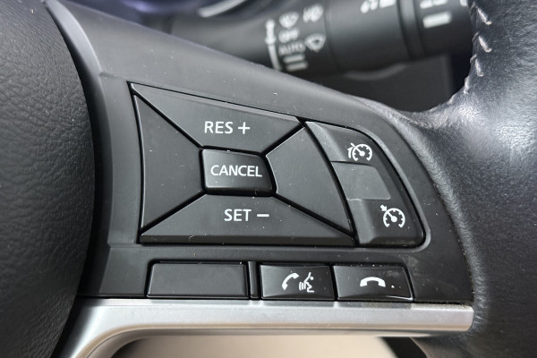 Nissan QASHQAI 1.2 Tekna + (STOELVERWARMING, CAMERA, ELEKTR STOELEN, TREKHAAK, PARKEERSENSOREN, LANE-ASSSIST)