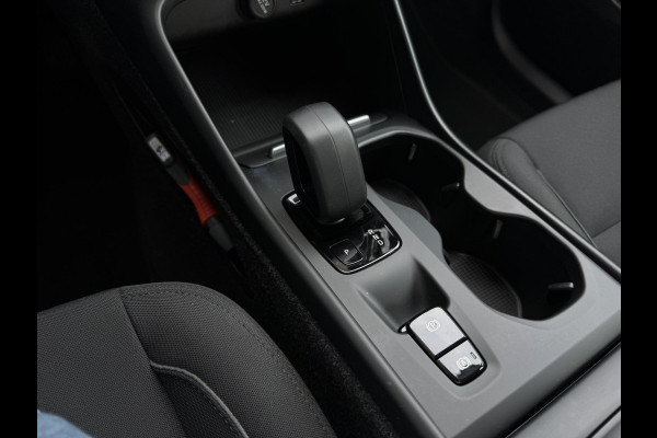 Volvo XC40 1.5 T2 Momentum NL-AUTO | TREKHAAK | STOEL VERWARMING