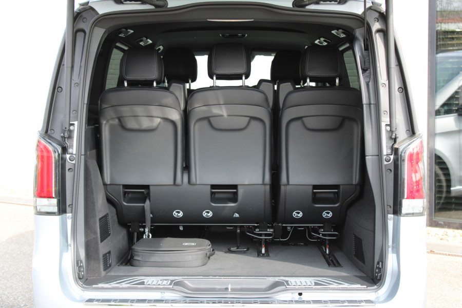 Mercedes-Benz Eqv 300 L2 / AMG / New Model / Luchtvering / 7-Persoons / Burmester / Electr Stoelen / Vol Opties / NIEUW!!