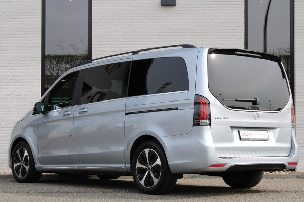 Mercedes-Benz Eqv 300 L2 / AMG / New Model / Luchtvering / 7-Persoons / Burmester / Electr Stoelen / Vol Opties / NIEUW!!