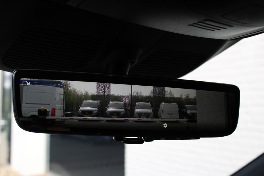 Mercedes-Benz Eqv 300 L2 / AMG / New Model / Luchtvering / 7-Persoons / Burmester / Electr Stoelen / Vol Opties / NIEUW!!