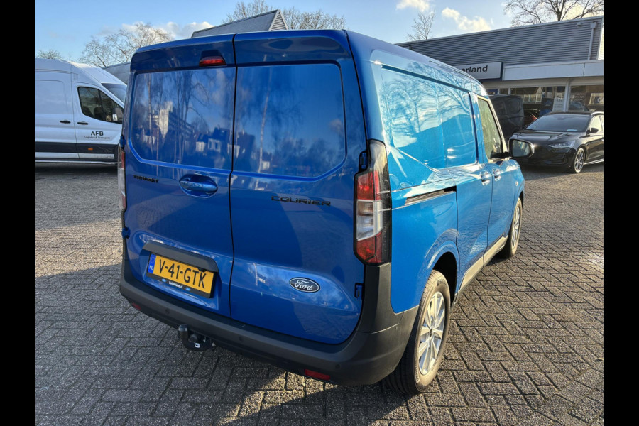 Ford Transit Courier 1.0 EcoBoost Limited | 125pk Automaat | Trekhaak | Achteruitrijcamera | Stoelverwarming | Lichtmetaal