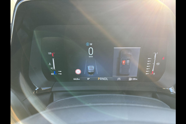 Ford Transit Courier 1.0 EcoBoost Limited | 125pk Automaat | Trekhaak | Achteruitrijcamera | Stoelverwarming | Lichtmetaal