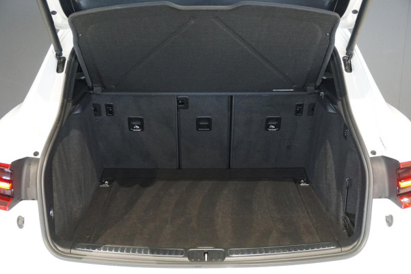 Porsche Macan 2.0 + PANORAMADAK / LUCHTVERING / 21" TURBO / MEMORY