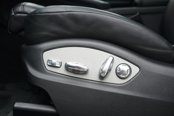 Porsche Macan 2.0 + PANORAMADAK / LUCHTVERING / 21" TURBO / MEMORY