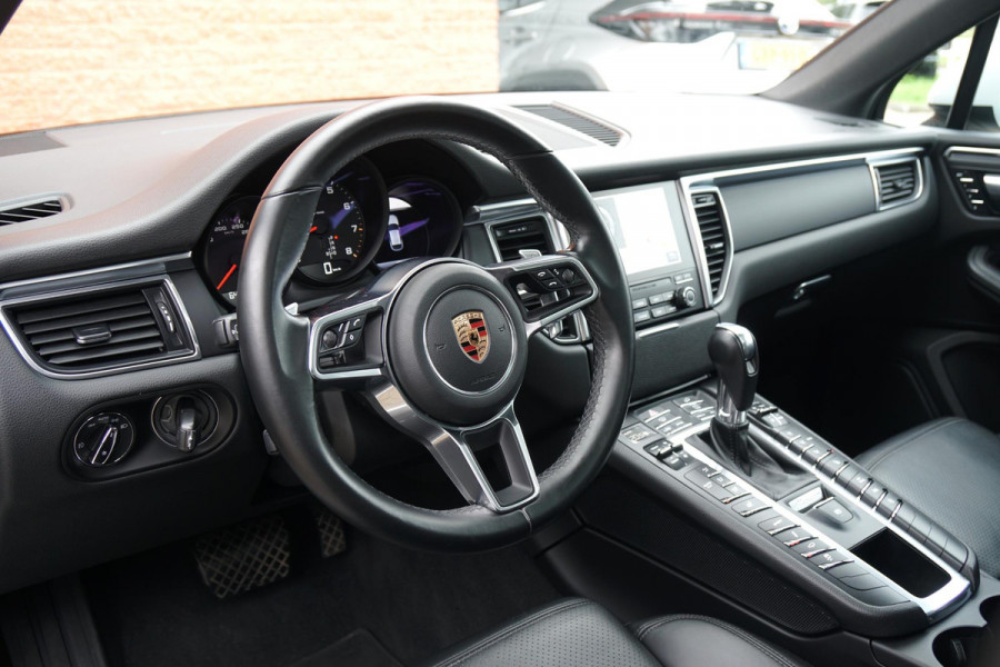 Porsche Macan 2.0 + PANORAMADAK / LUCHTVERING / 21" TURBO / MEMORY