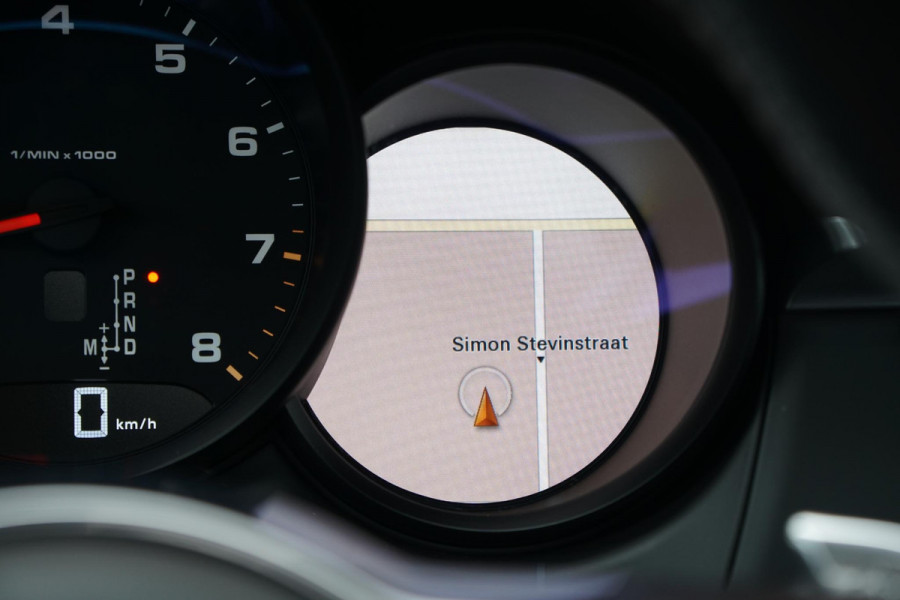 Porsche Macan 2.0 + PANORAMADAK / LUCHTVERING / 21" TURBO / MEMORY