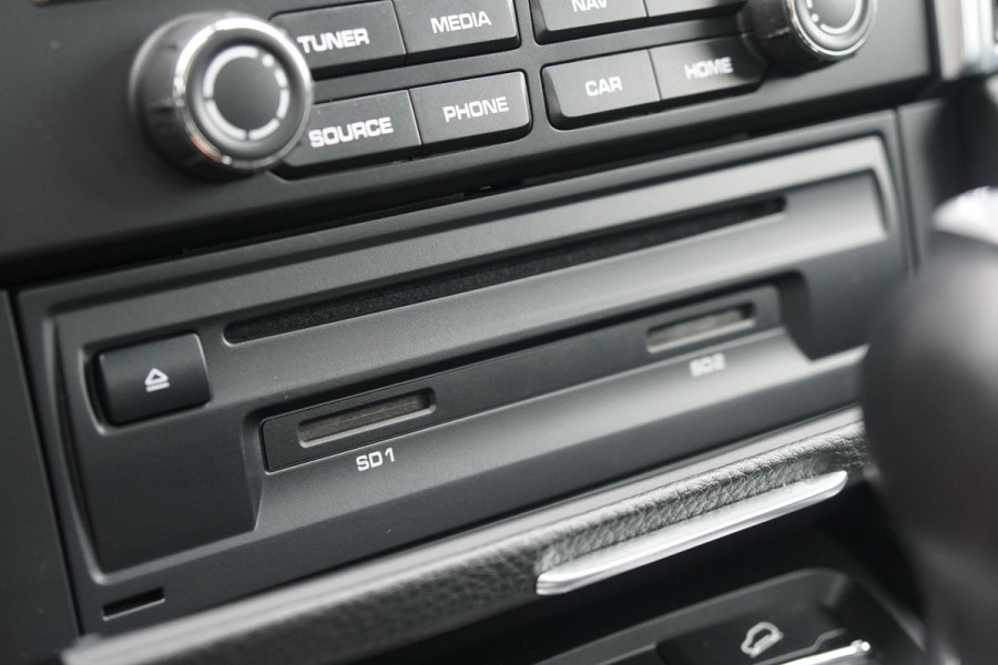 Porsche Macan 2.0 + PANORAMADAK / LUCHTVERING / 21" TURBO / MEMORY